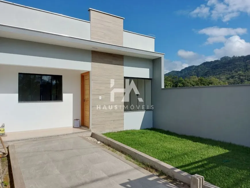 Foto 1 de Casa com 2 Quartos à venda, 61m² em Santa Luzia, Jaraguá do Sul