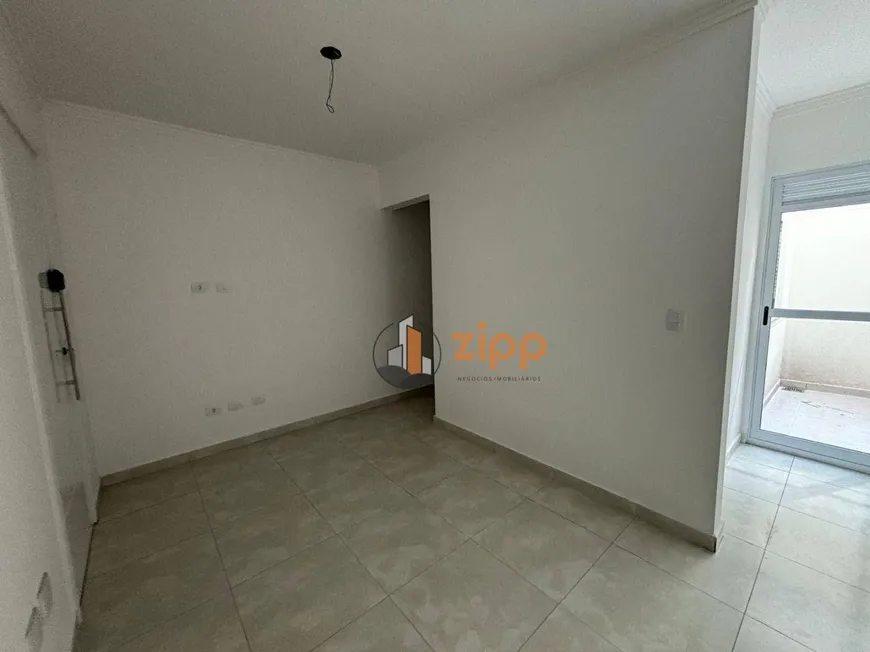 Foto 1 de Apartamento com 1 Quarto para alugar, 30m² em Vila Gustavo, São Paulo