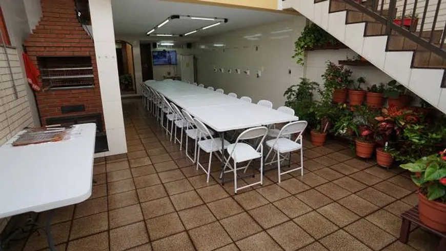 Foto 1 de Sobrado com 3 Quartos à venda, 250m² em Jardim Pilar, Santo André