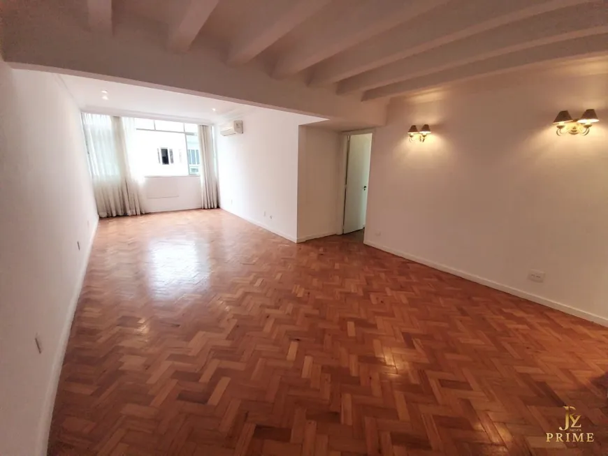 Foto 1 de Apartamento com 3 Quartos à venda, 128m² em Leblon, Rio de Janeiro
