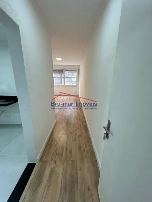 Foto 1 de Apartamento com 1 Quarto à venda, 55m² em Pompeia, Santos