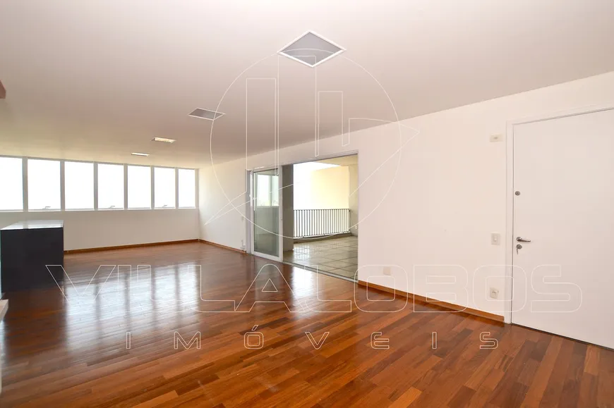 Foto 1 de Apartamento com 2 Quartos à venda, 154m² em Vila Ipojuca, São Paulo