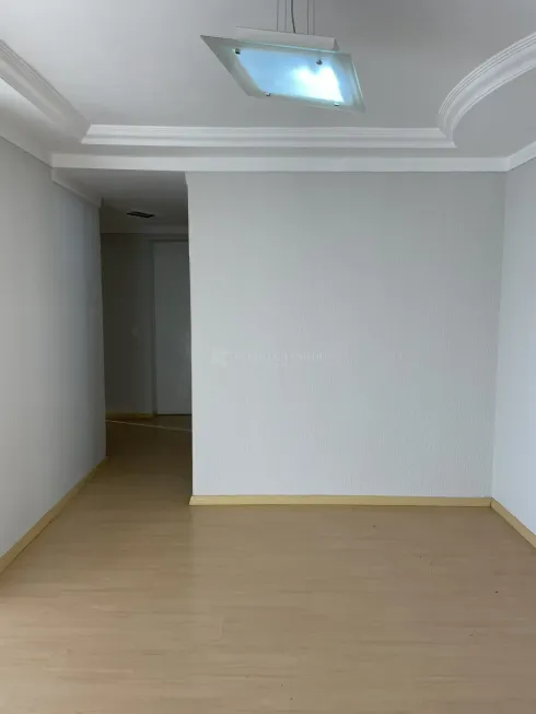 Foto 1 de Apartamento com 3 Quartos para alugar, 84m² em Jardim Novo Horizonte, Maringá