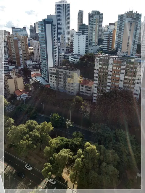 Foto 1 de Apartamento com 4 Quartos à venda, 260m² em Barra, Salvador