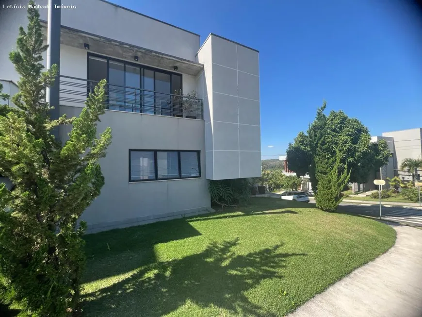 Foto 1 de Casa de Condomínio com 3 Quartos à venda, 202m² em Fazenda Rodeio, Mogi das Cruzes