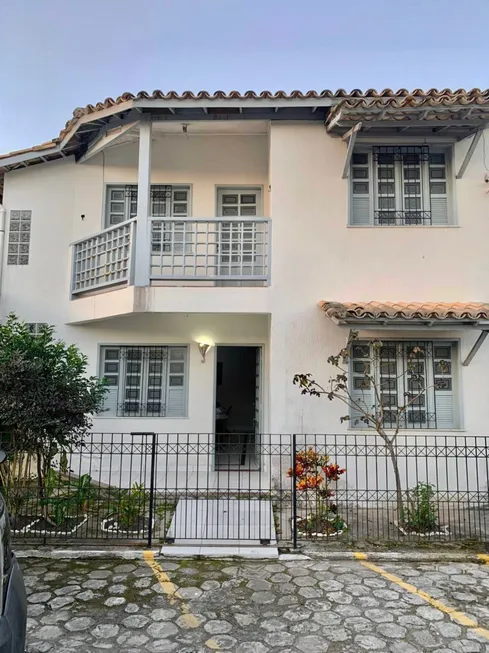 Foto 1 de Apartamento com 3 Quartos à venda, 180m² em Campinho, Porto Seguro