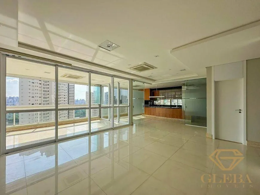 Foto 1 de Apartamento com 3 Quartos para alugar, 245m² em Gleba Palhano, Londrina