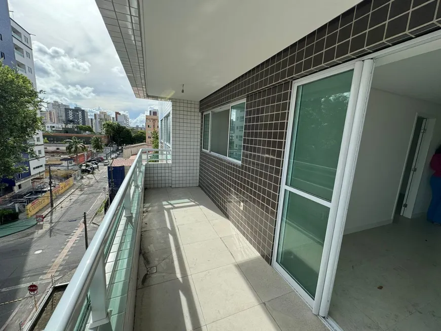 Foto 1 de Apartamento com 2 Quartos à venda, 60m² em Meireles, Fortaleza