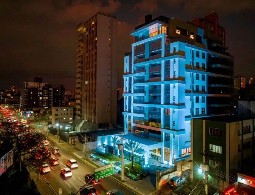 Foto 1 de Apartamento com 3 Quartos à venda, 155m² em Mercês, Curitiba