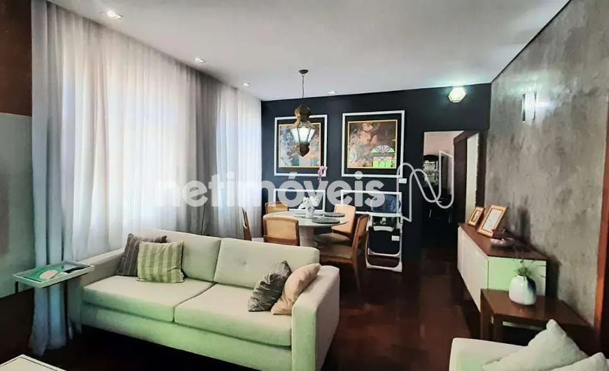 Foto 1 de Casa com 3 Quartos à venda, 194m² em Planalto, Belo Horizonte