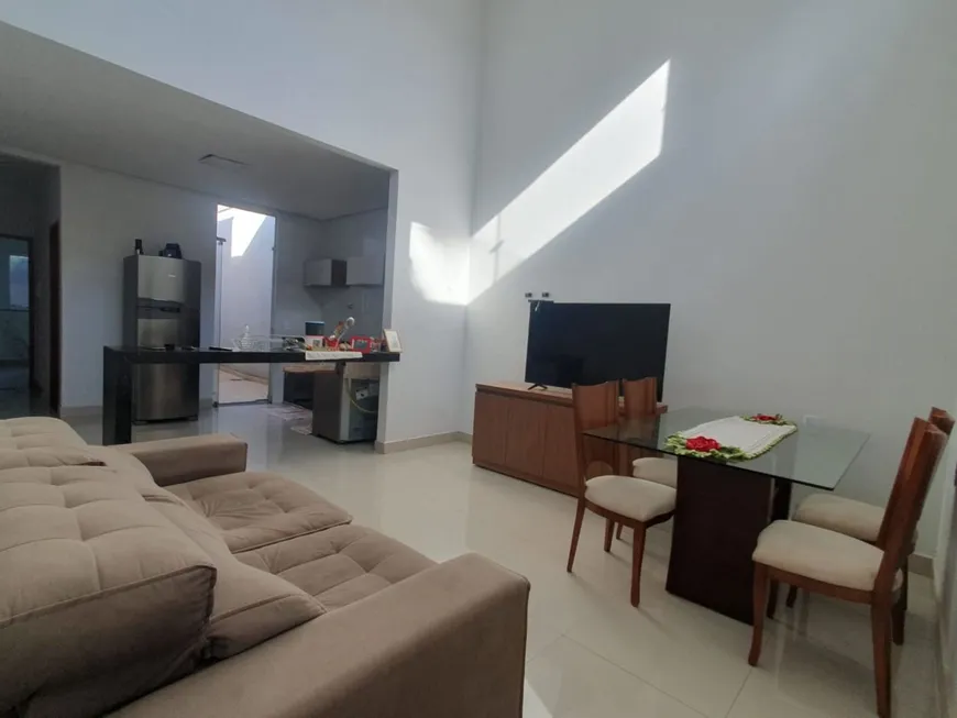 Foto 1 de Casa com 2 Quartos à venda, 80m² em Setor Faiçalville, Goiânia