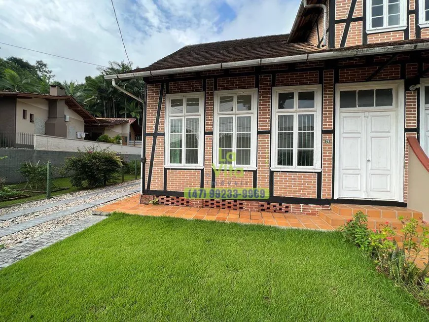 Foto 1 de Casa com 2 Quartos à venda, 158m² em Salto, Blumenau