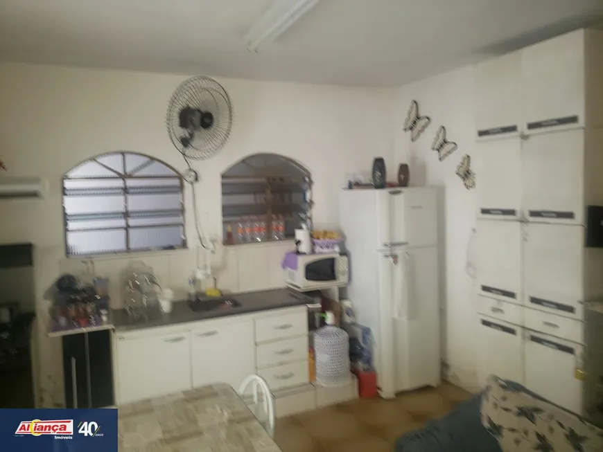 Foto 1 de Casa com 1 Quarto à venda, 258m² em Jardim Santa Emília, Guarulhos