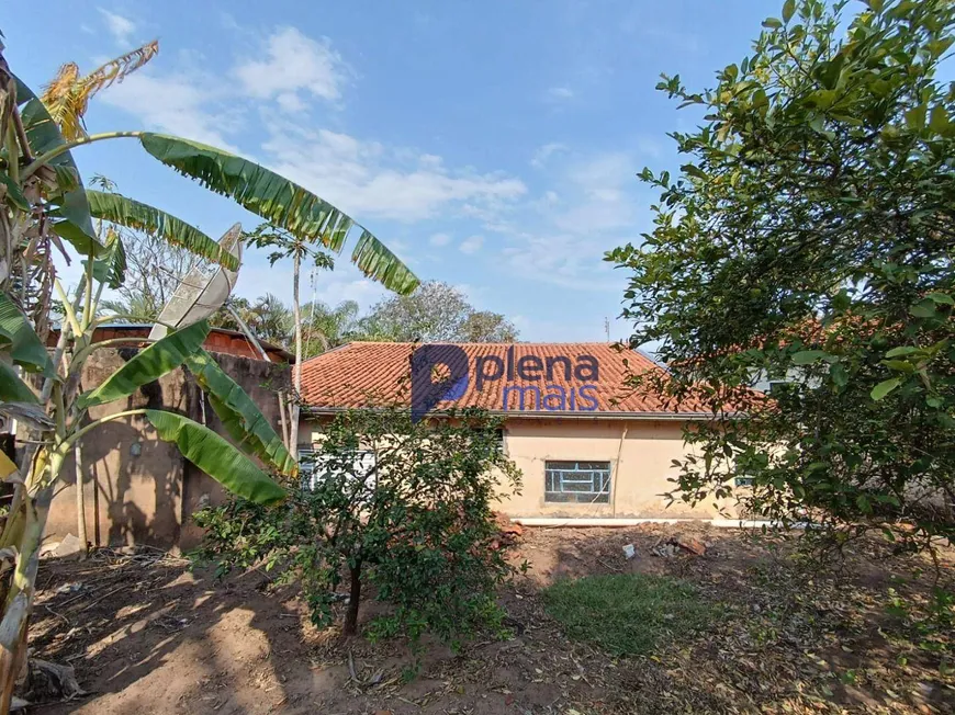 Foto 1 de Fazenda/Sítio com 3 Quartos à venda, 180m² em Zona Rural, Dois Córregos