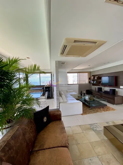Foto 1 de Apartamento com 4 Quartos à venda, 227m² em Piedade, Jaboatão dos Guararapes