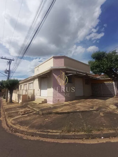 Foto 1 de Casa com 3 Quartos à venda, 195m² em Arruamento Primavera, Mogi Guaçu