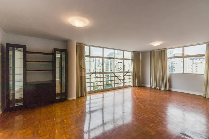 Foto 1 de Apartamento com 3 Quartos à venda, 228m² em Jardim Paulista, São Paulo