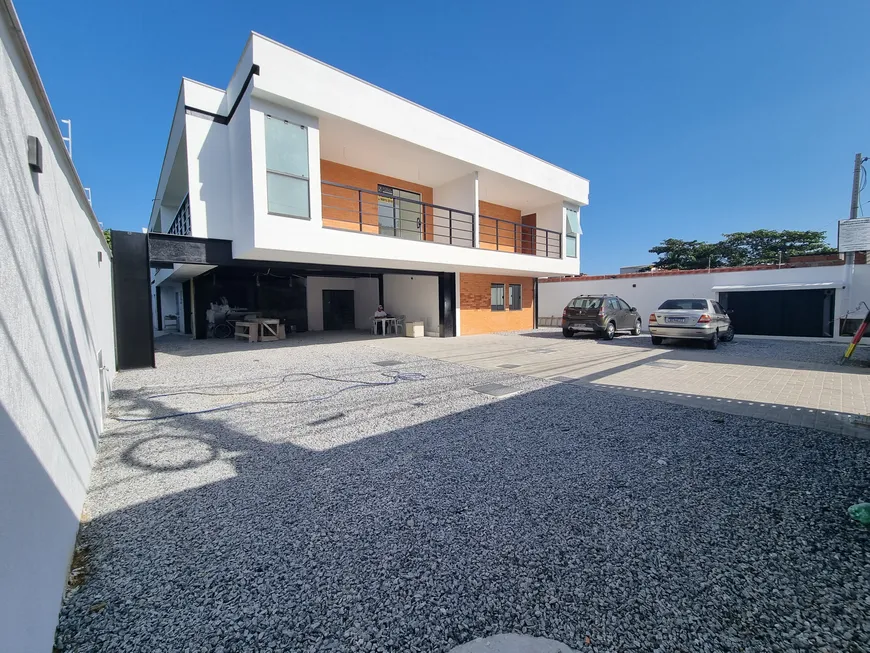 Foto 1 de Apartamento com 2 Quartos à venda, 100m² em Palmeiras, Cabo Frio