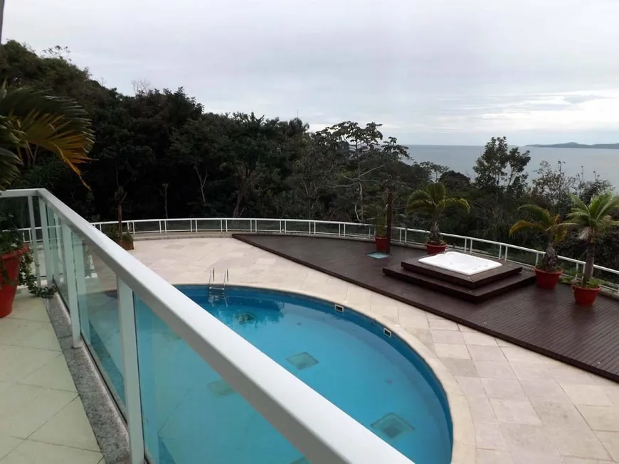 Foto 1 de Casa de Condomínio com 6 Quartos à venda, 907m² em Praia do Estaleiro, Balneário Camboriú