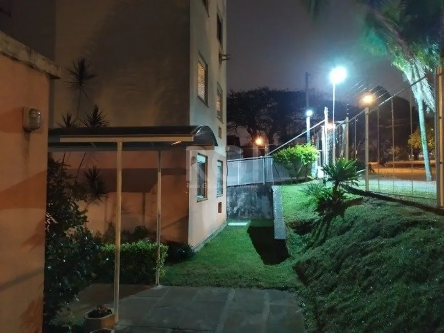 Foto 1 de Apartamento com 2 Quartos à venda, 39m² em Rubem Berta, Porto Alegre