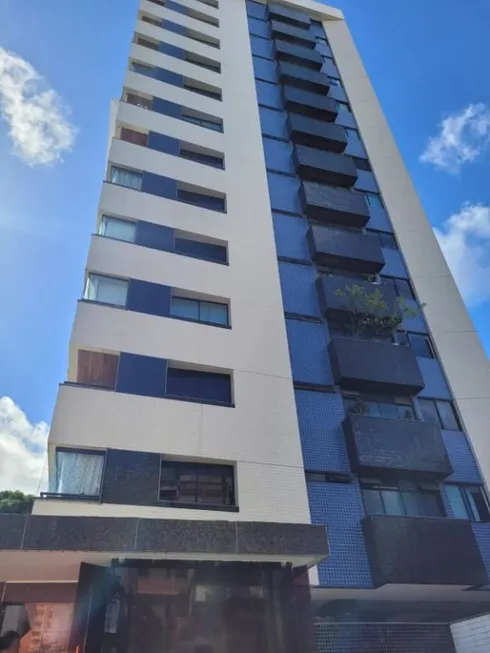 Foto 1 de Apartamento com 4 Quartos para alugar, 240m² em Santana, Recife