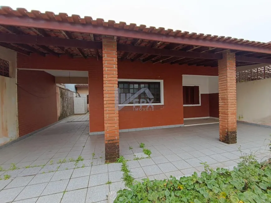 Foto 1 de Casa com 3 Quartos à venda, 142m² em Balneário Gaivotas, Itanhaém