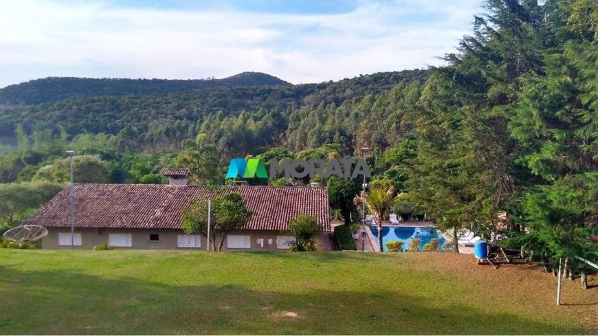 Foto 1 de Fazenda/Sítio com 1 Quarto à venda, 112m² em Zona Rural, Alfredo Vasconcelos