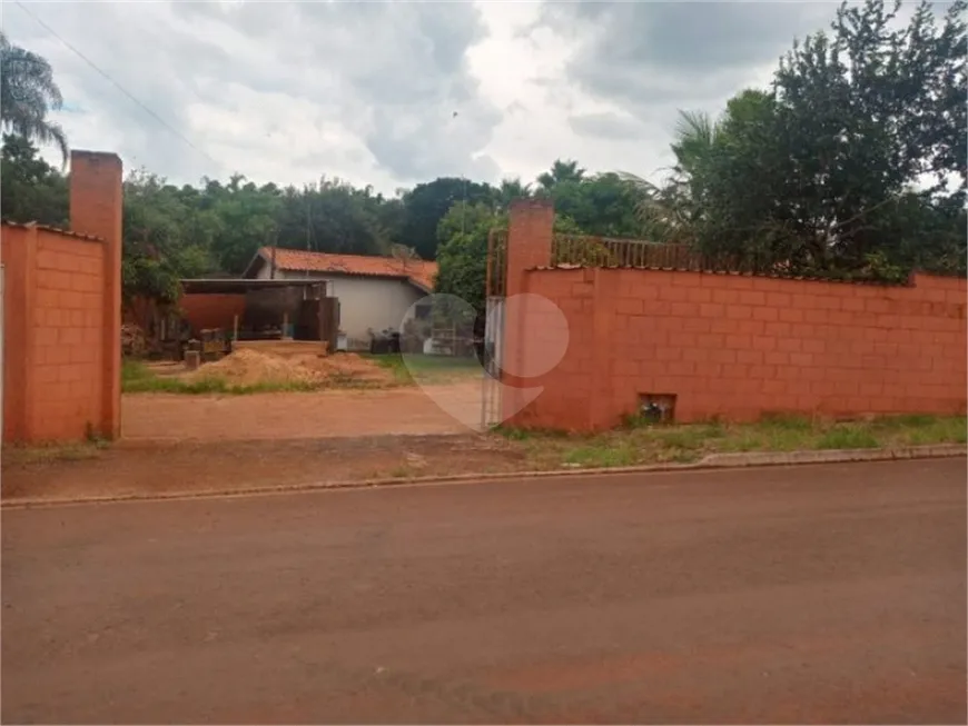 Foto 1 de Fazenda/Sítio com 3 Quartos à venda, 3000m² em Area Rural de Engenheiro Coelho, Engenheiro Coelho