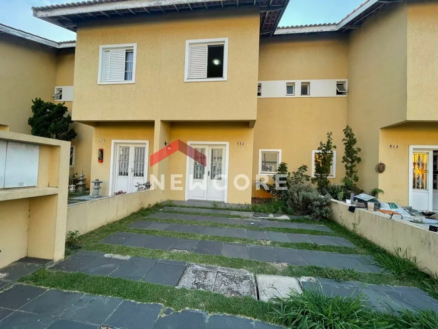 Foto 1 de Casa de Condomínio com 2 Quartos à venda, 80m² em Jardim da Glória, Cotia