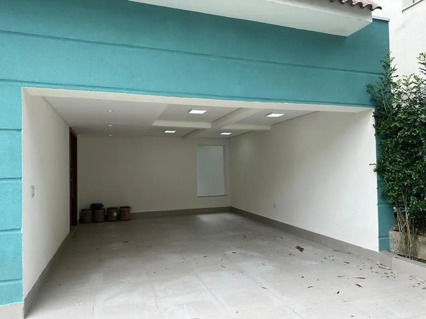 Foto 1 de Casa de Condomínio com 4 Quartos para alugar, 302m² em Alphaville, Santana de Parnaíba