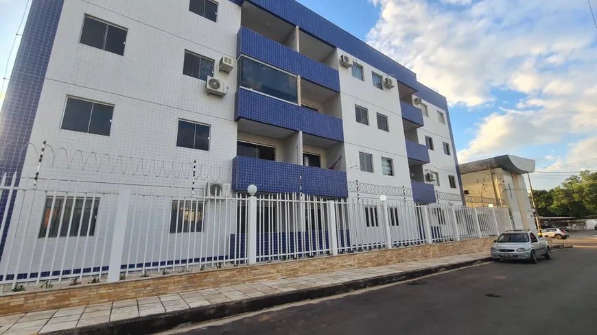 Foto 1 de Apartamento com 3 Quartos à venda, 75m² em Planalto, Juazeiro do Norte