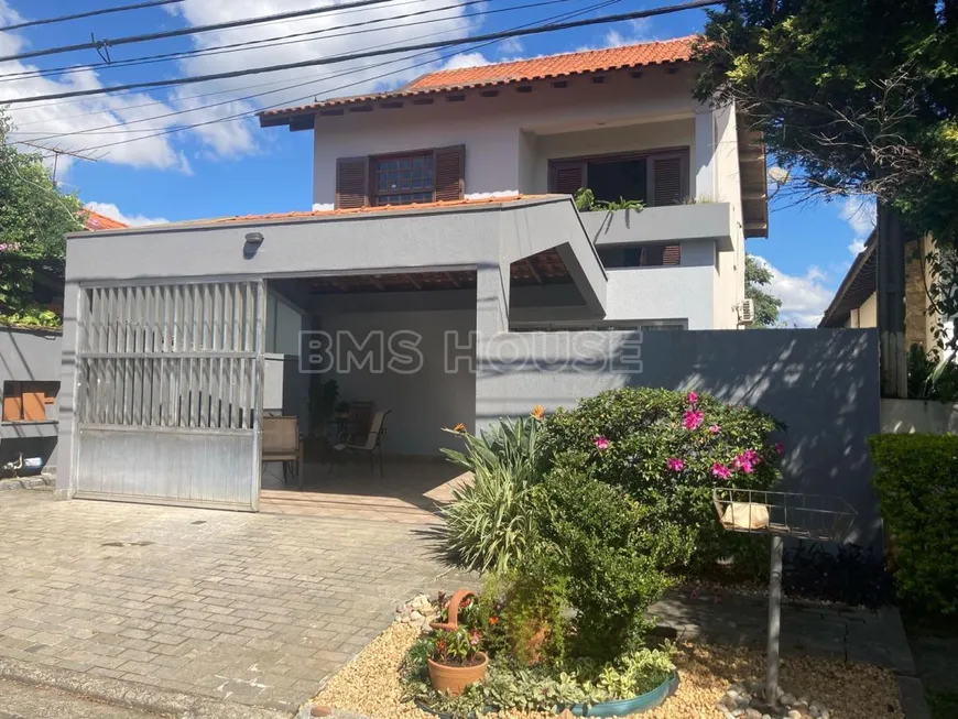 Foto 1 de Casa com 4 Quartos à venda, 237m² em Jardim da Glória, Cotia