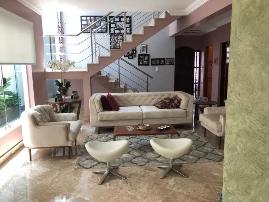 Foto 1 de Casa com 4 Quartos à venda, 307m² em City Bussocaba, Osasco
