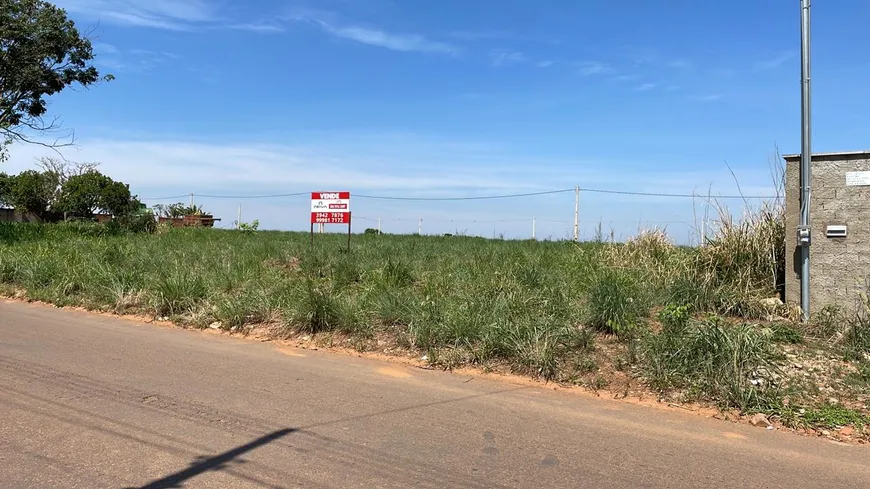 Foto 1 de Lote/Terreno à venda, 2400m² em Centro, Bela Vista de Goiás