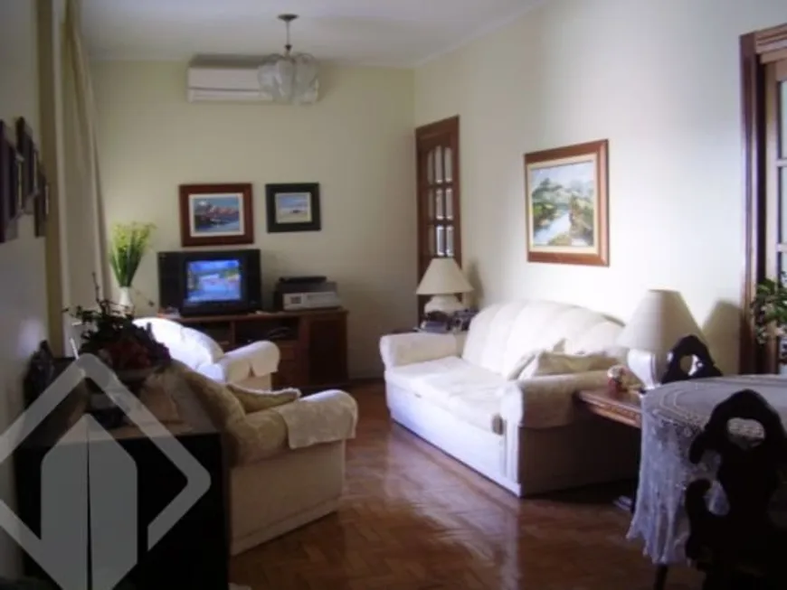 Foto 1 de Apartamento com 2 Quartos à venda, 85m² em Santa Cecília, Porto Alegre