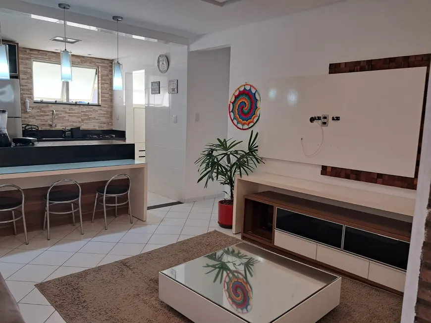 Foto 1 de Apartamento com 2 Quartos para alugar, 70m² em Vilas do Atlantico, Lauro de Freitas