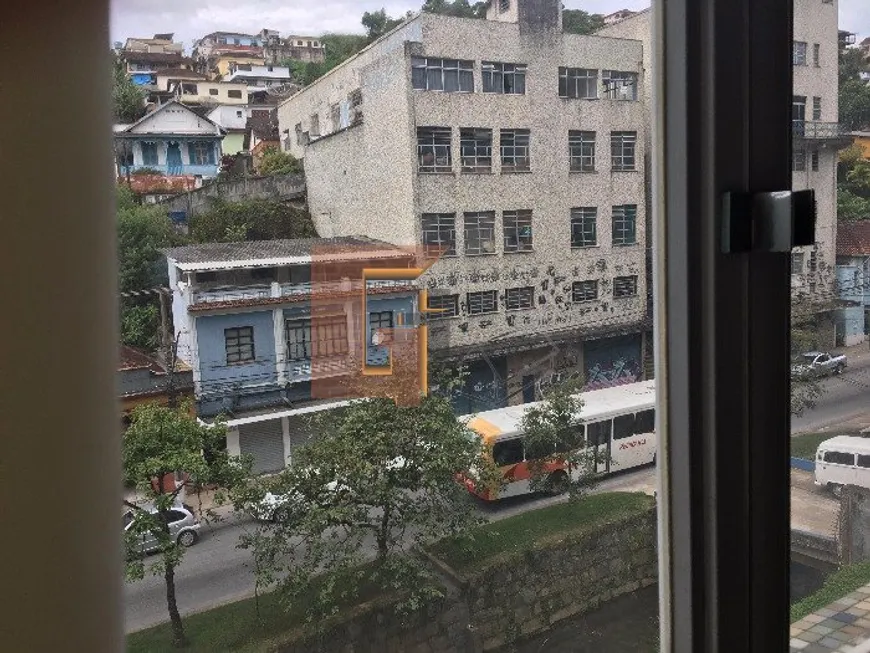 Foto 1 de Apartamento com 1 Quarto à venda, 65m² em Valparaiso, Petrópolis