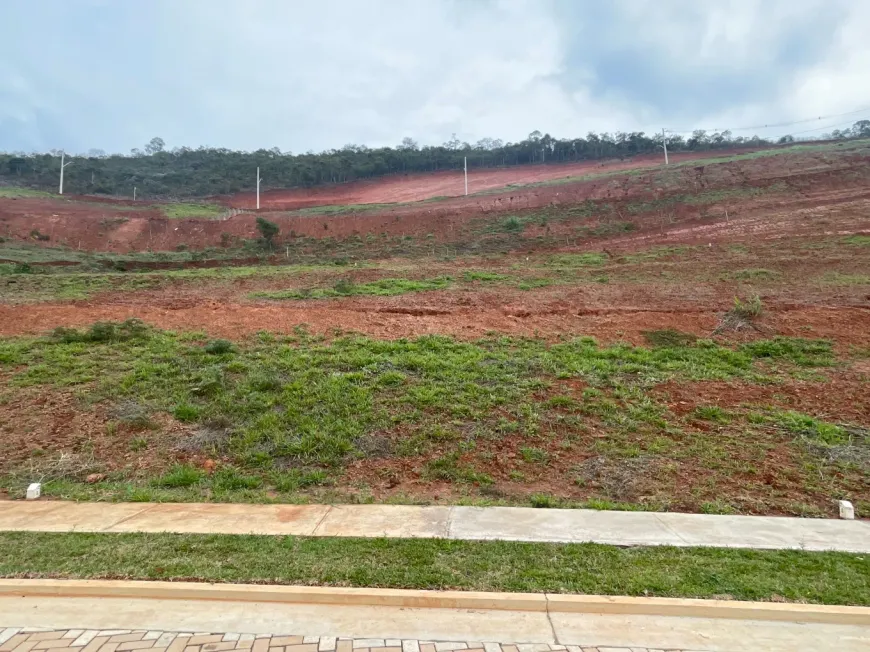 Foto 1 de Lote/Terreno à venda, 340m² em Vina Del Mar, Juiz de Fora