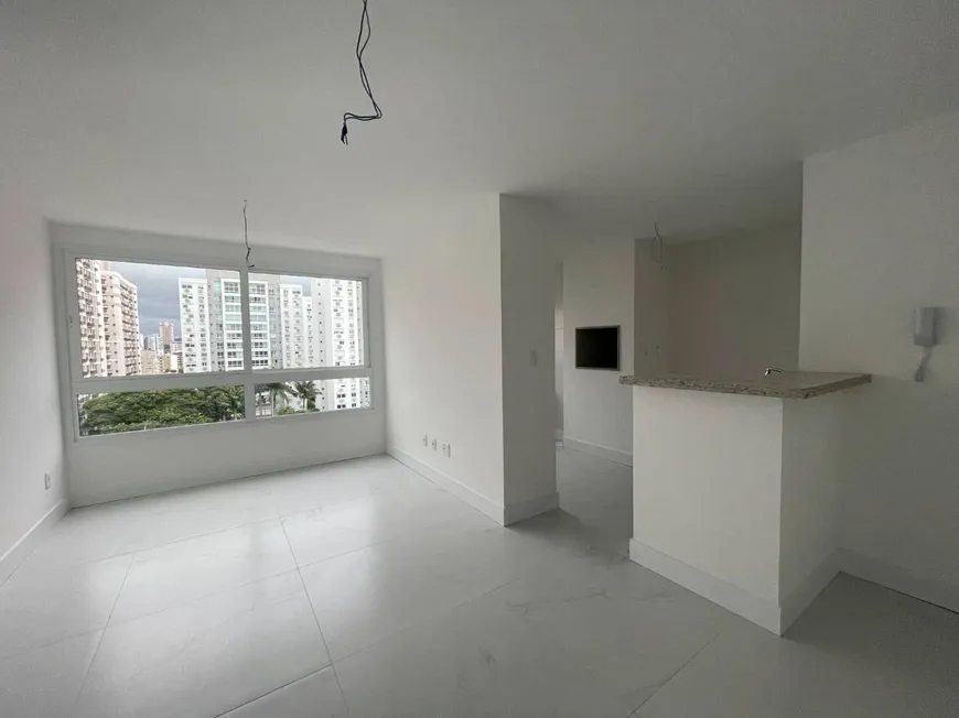 Foto 1 de Apartamento com 1 Quarto à venda, 51m² em Passo D areia, Porto Alegre