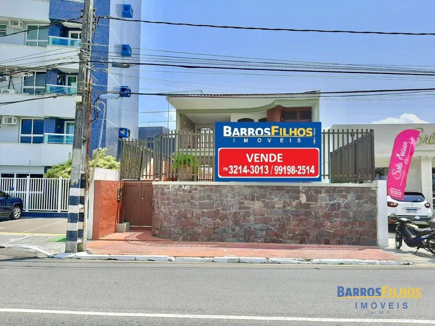 Foto 1 de Casa com 5 Quartos à venda, 500m² em Treze de Julho, Aracaju