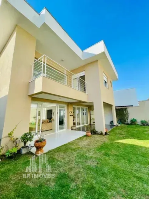 Foto 1 de Casa de Condomínio com 3 Quartos à venda, 340m² em Alphaville, Santana de Parnaíba