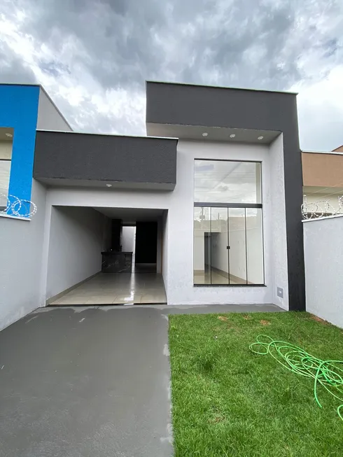 Foto 1 de Casa com 3 Quartos à venda, 109m² em Parque Hayala, Aparecida de Goiânia