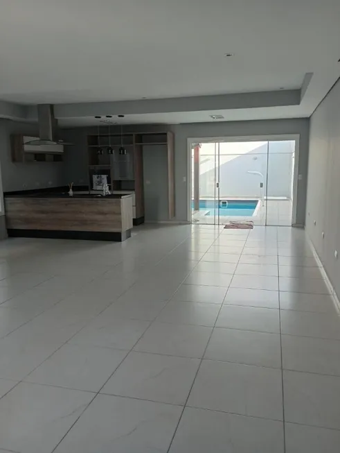 Foto 1 de Casa de Condomínio com 3 Quartos à venda, 212m² em Wanel Ville, Sorocaba