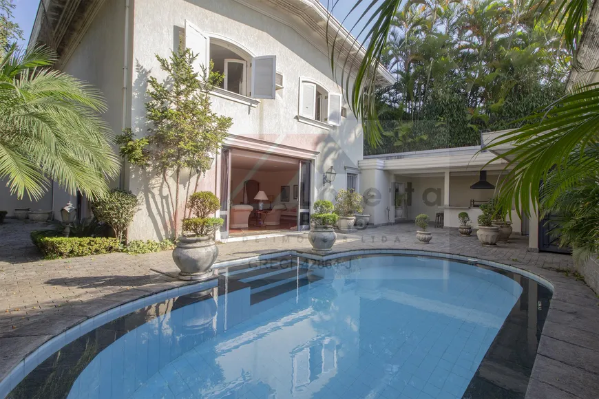 Foto 1 de Casa com 4 Quartos à venda, 545m² em Jardim Guedala, São Paulo