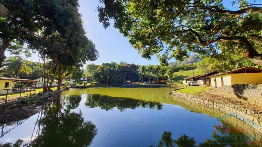 Foto 1 de Fazenda/Sítio com 4 Quartos à venda, 80000m² em Vale dos Reis, Cariacica