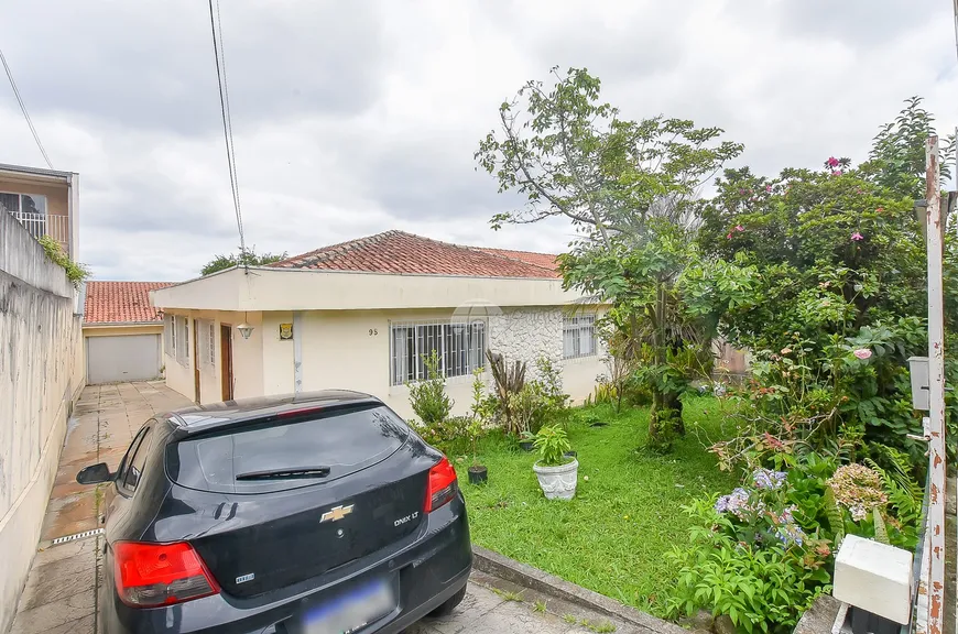 Foto 1 de Casa com 3 Quartos à venda, 162m² em Guabirotuba, Curitiba