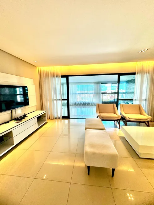 Foto 1 de Apartamento com 4 Quartos para venda ou aluguel, 210m² em Horto Florestal, Salvador