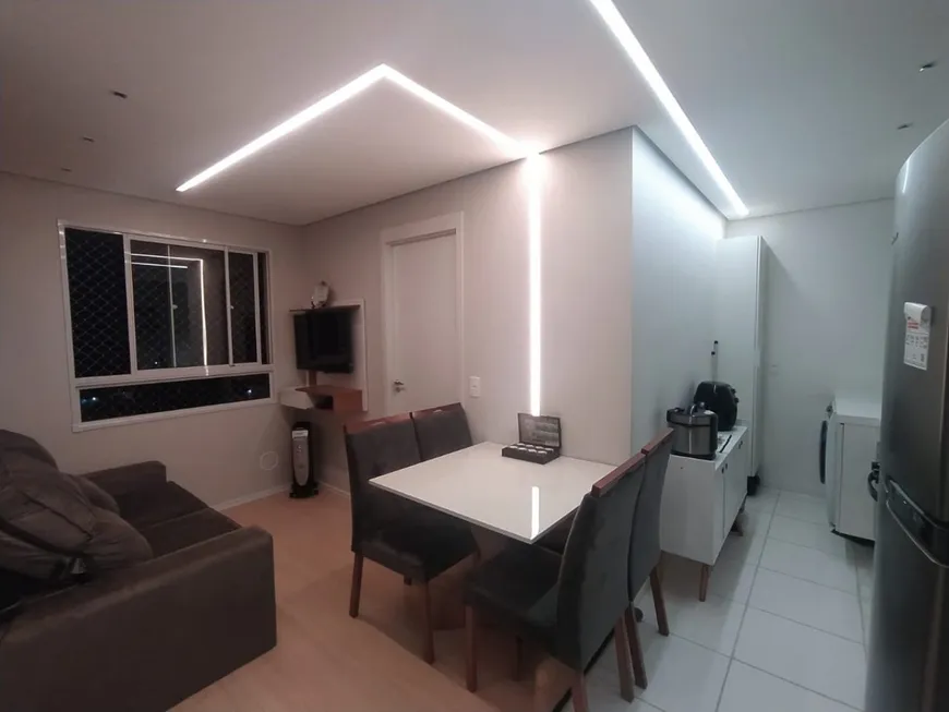 Foto 1 de Apartamento com 2 Quartos à venda, 37m² em Vila Endres, Guarulhos