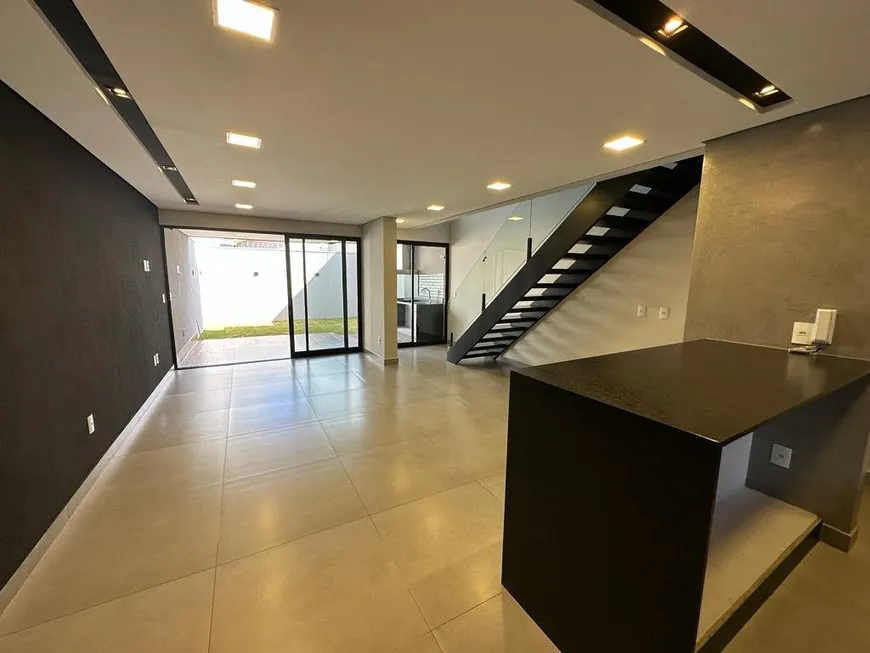 Foto 1 de Casa com 3 Quartos à venda, 158m² em Jardim Solange, Bauru