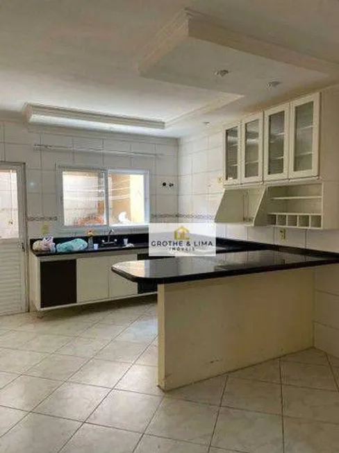 Foto 1 de Sobrado com 4 Quartos à venda, 315m² em Residencial Armando Moreira Righi, São José dos Campos